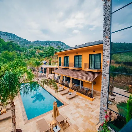 The Remote Szálloda Sarigerme